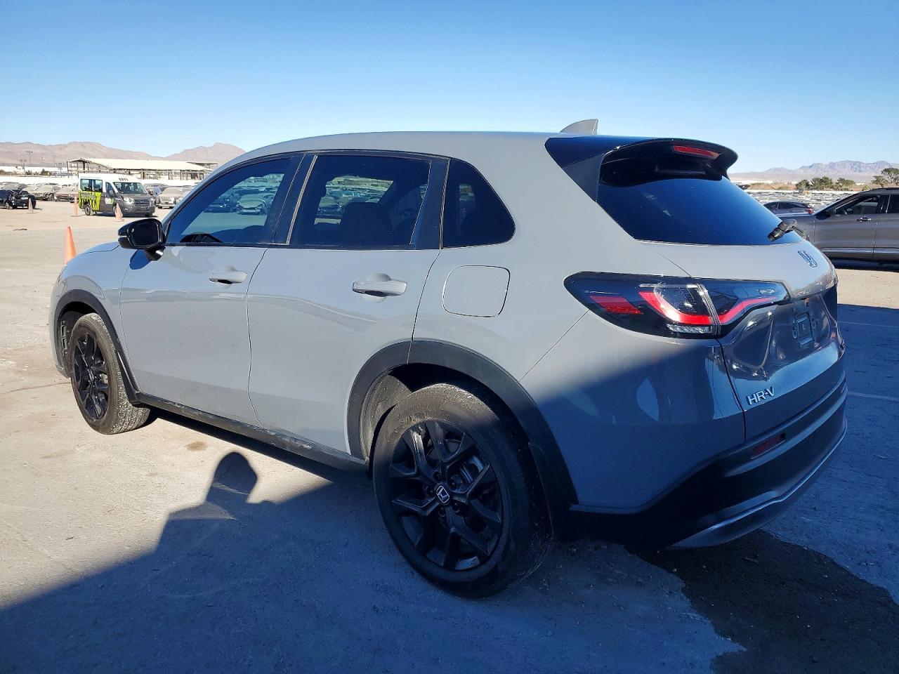 2024 Honda Hr-V Sport - Фото 2