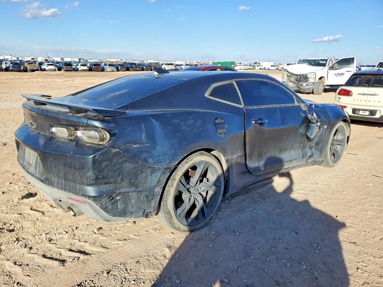 2022 Chevrolet Camaro Lt1 - Image 3