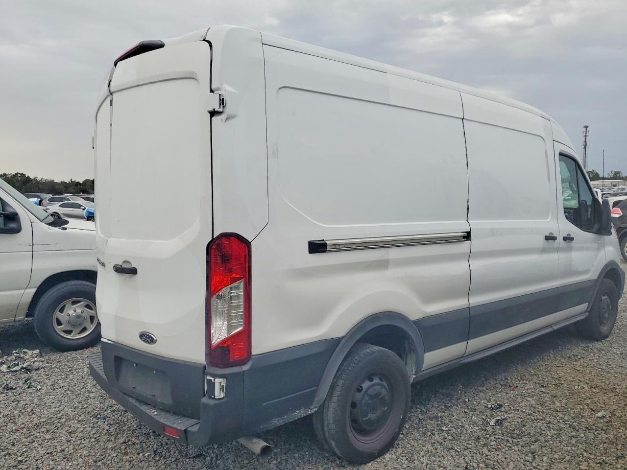 2023 Ford Transit T- - Delivery Van - Фото 3