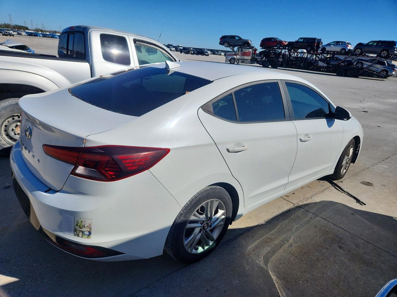 2019 Hyundai Elantra Sel - Фото 3