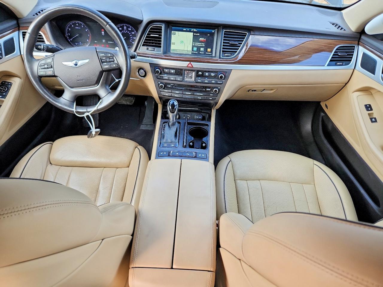 2015 Hyundai Genesis 3.8L - Фото 7