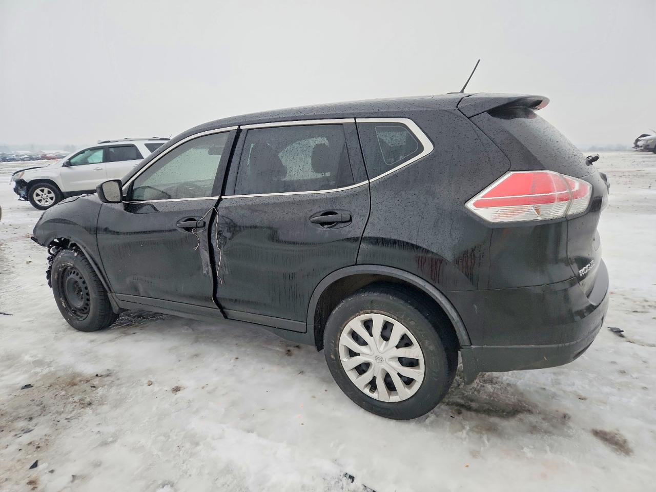 2016 Nissan Rogue S - Фото 2
