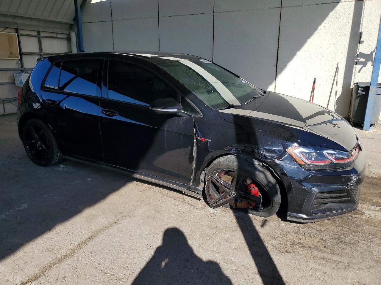 2018 Volkswagen Gti S/Se - Image 4