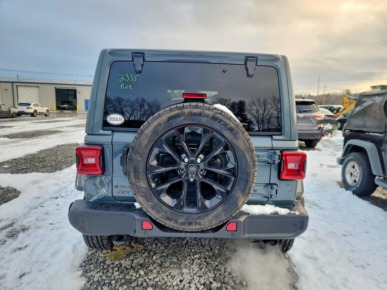 2025 Jeep Wrangler Sahara 4Xe - Фото 6