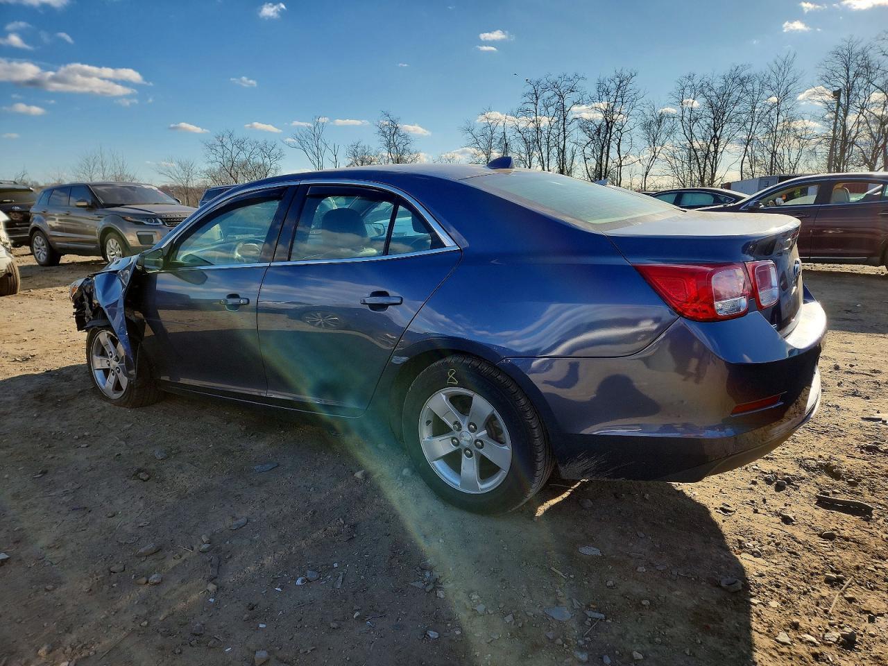 2014 Chevrolet Malibu 1Lt - Image 2