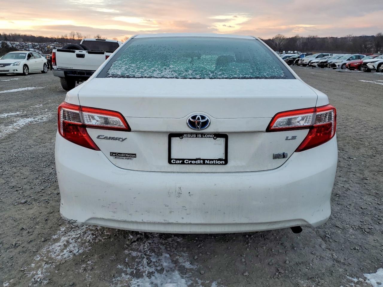 2013 Toyota Camry Hybrid - Фото 6