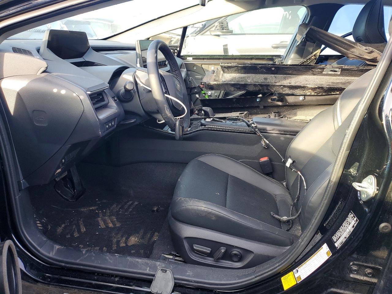2025 Toyota Prius Le - Фото 7