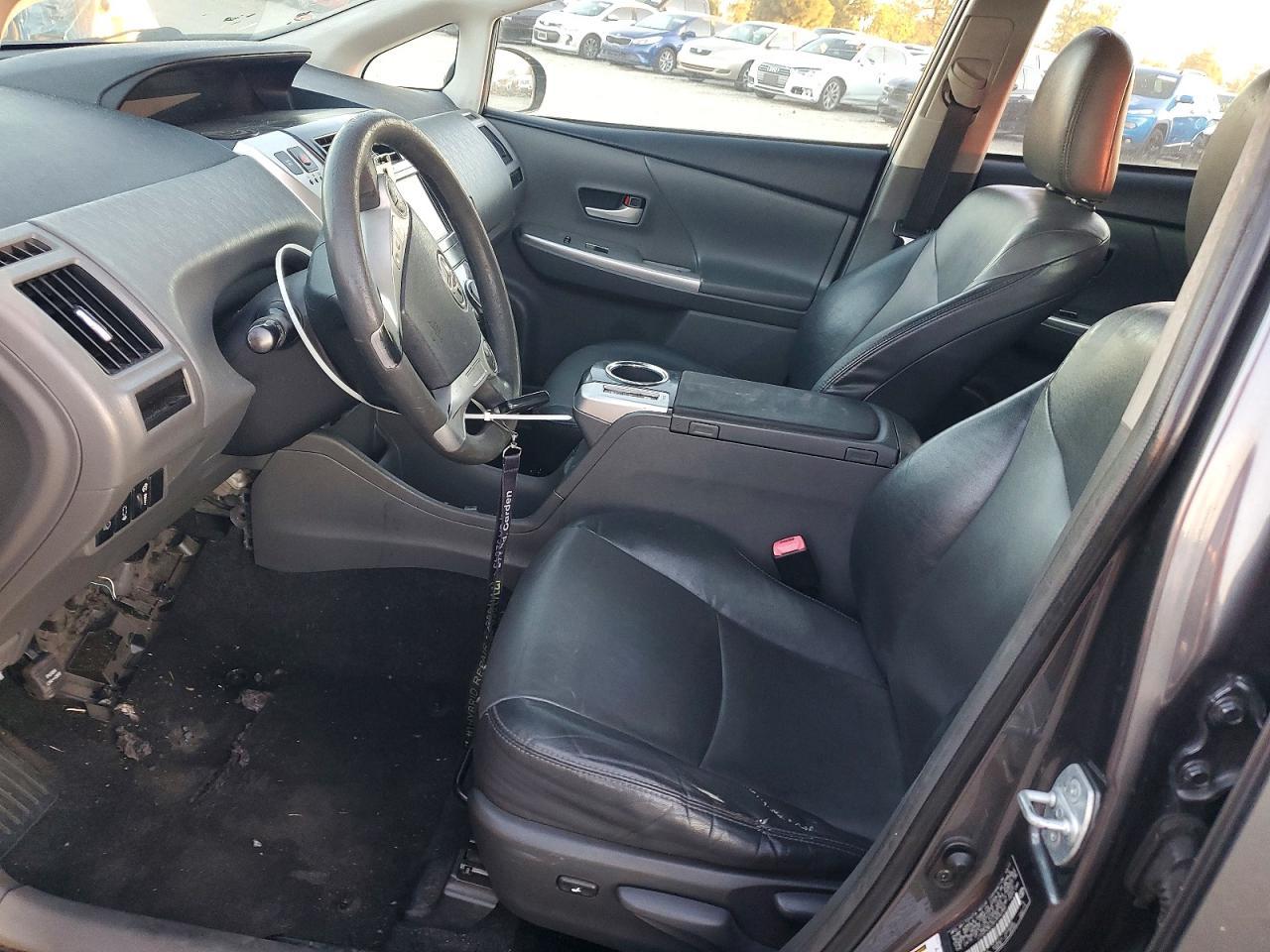 2012 Toyota Prius V - Image 7