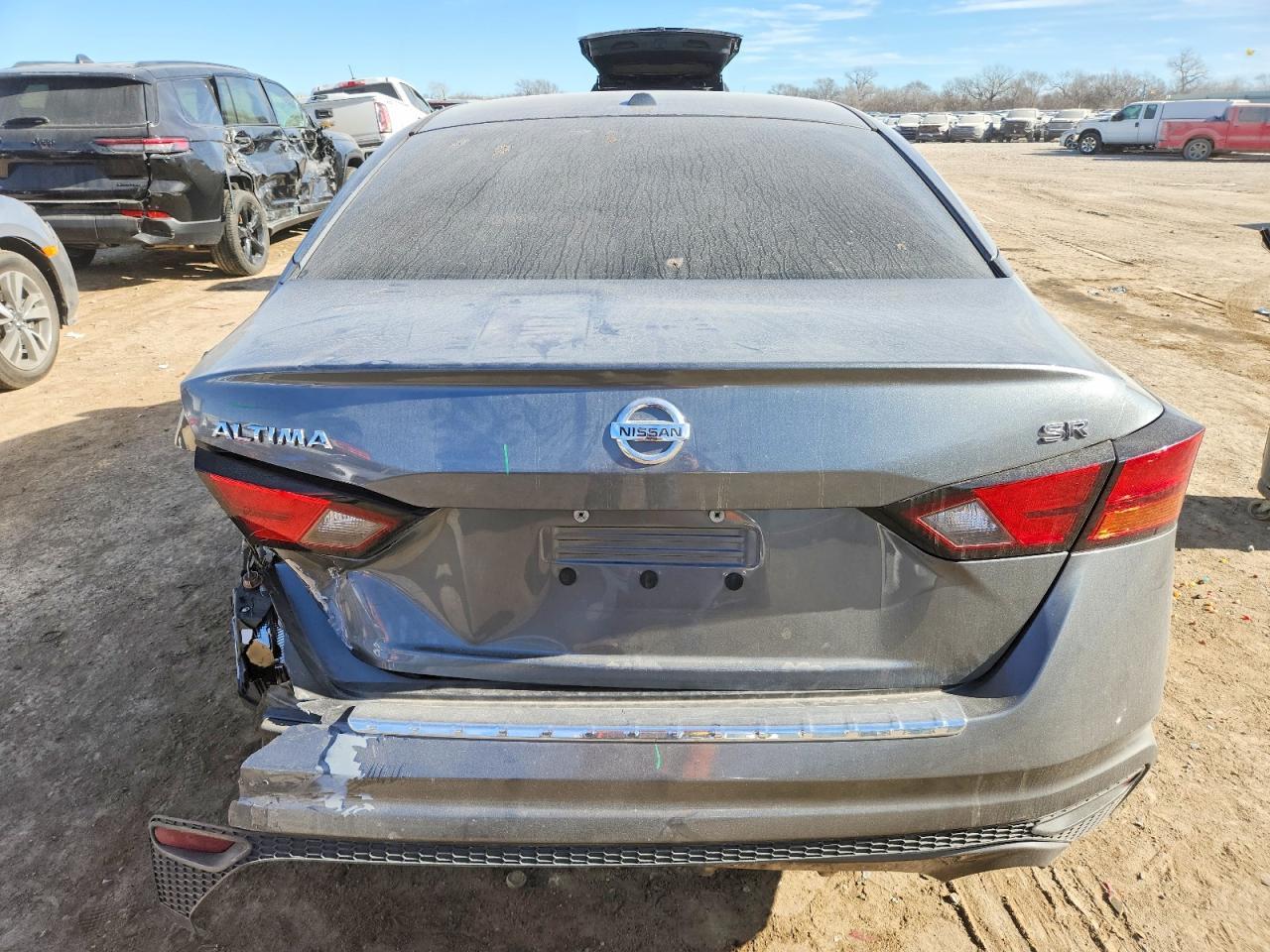 2019 Nissan Altima Sr - Фото 6