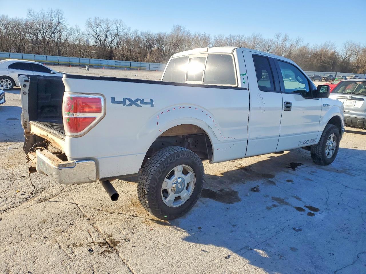 2013 Ford F150 Super Cab - Фото 3