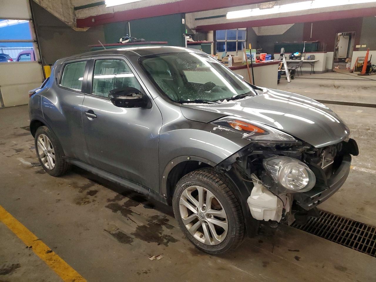 2017 Nissan Juke S - Фото 4