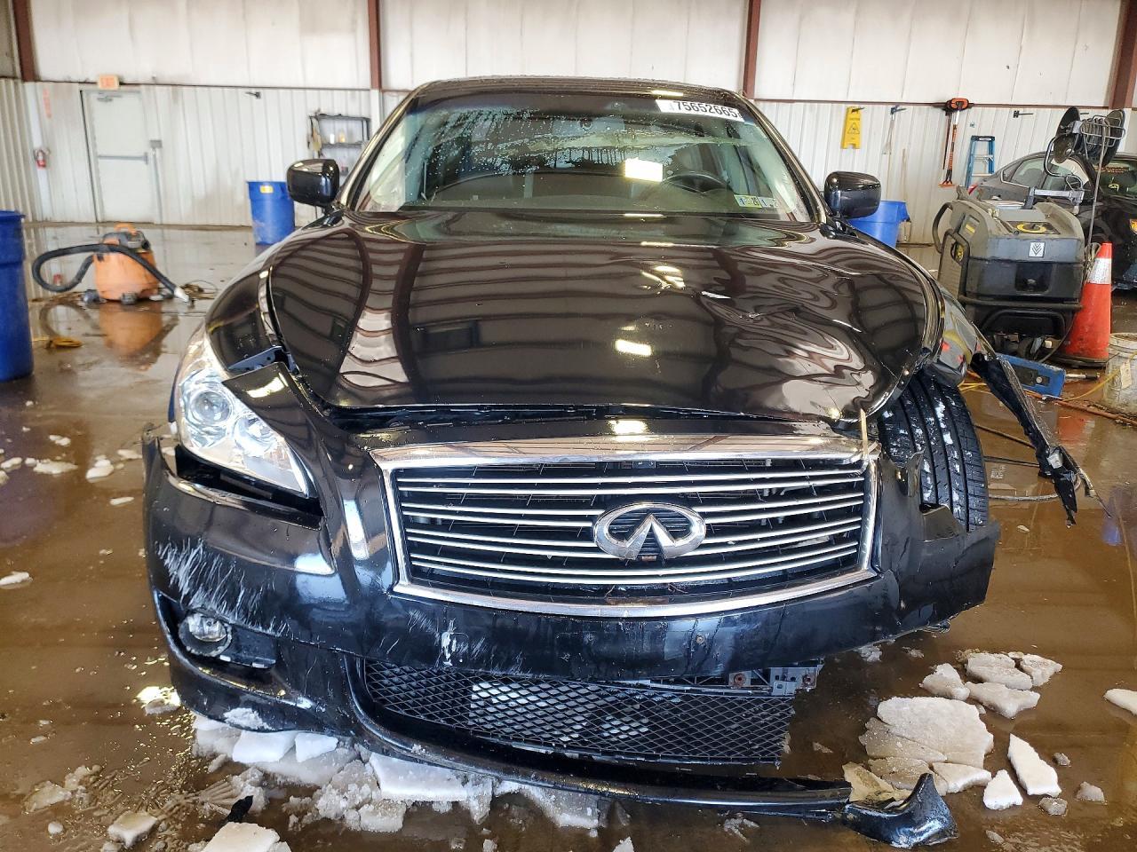 2011 Infiniti M37 X - Image 5