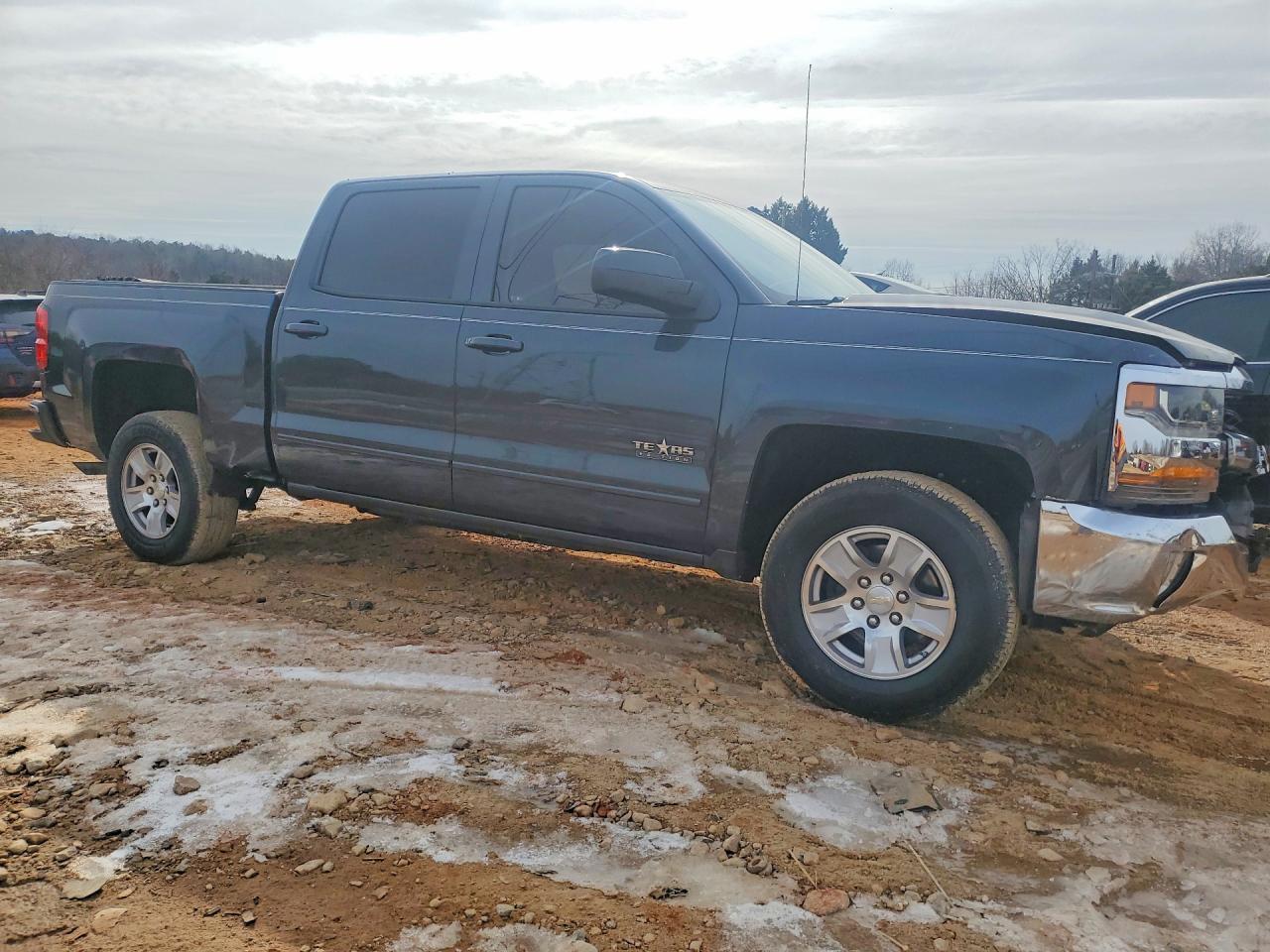 2018 Chevrolet Silverado C1500 Lt - Image 4