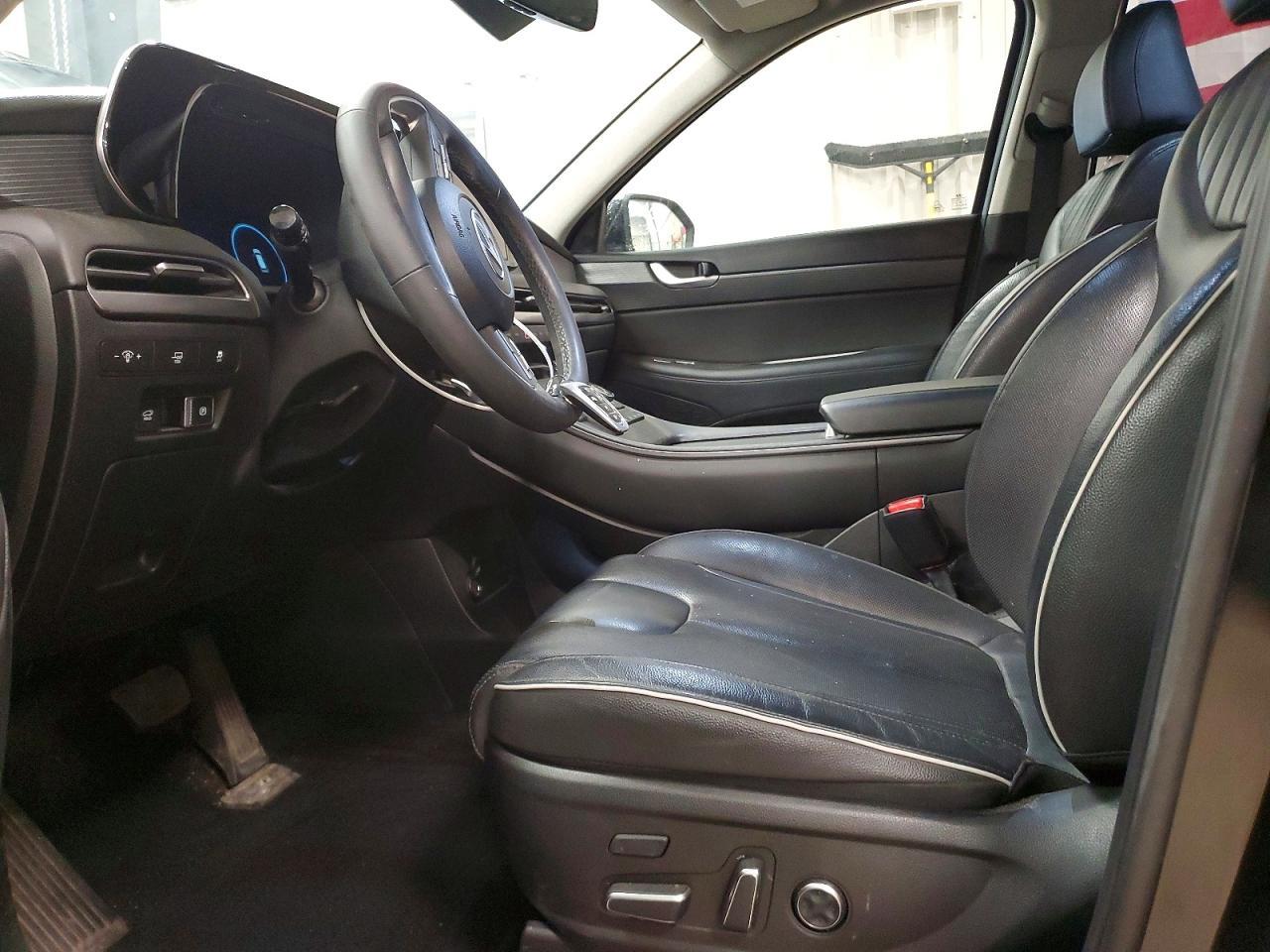 2023 Hyundai Palisade Limited - Image 7
