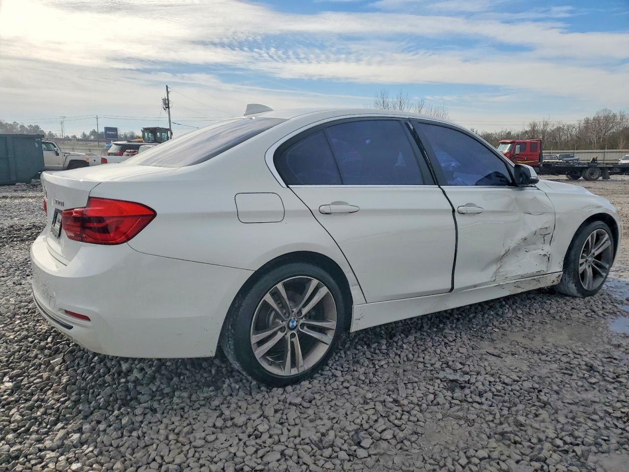 2018 BMW 330 I - Image 3