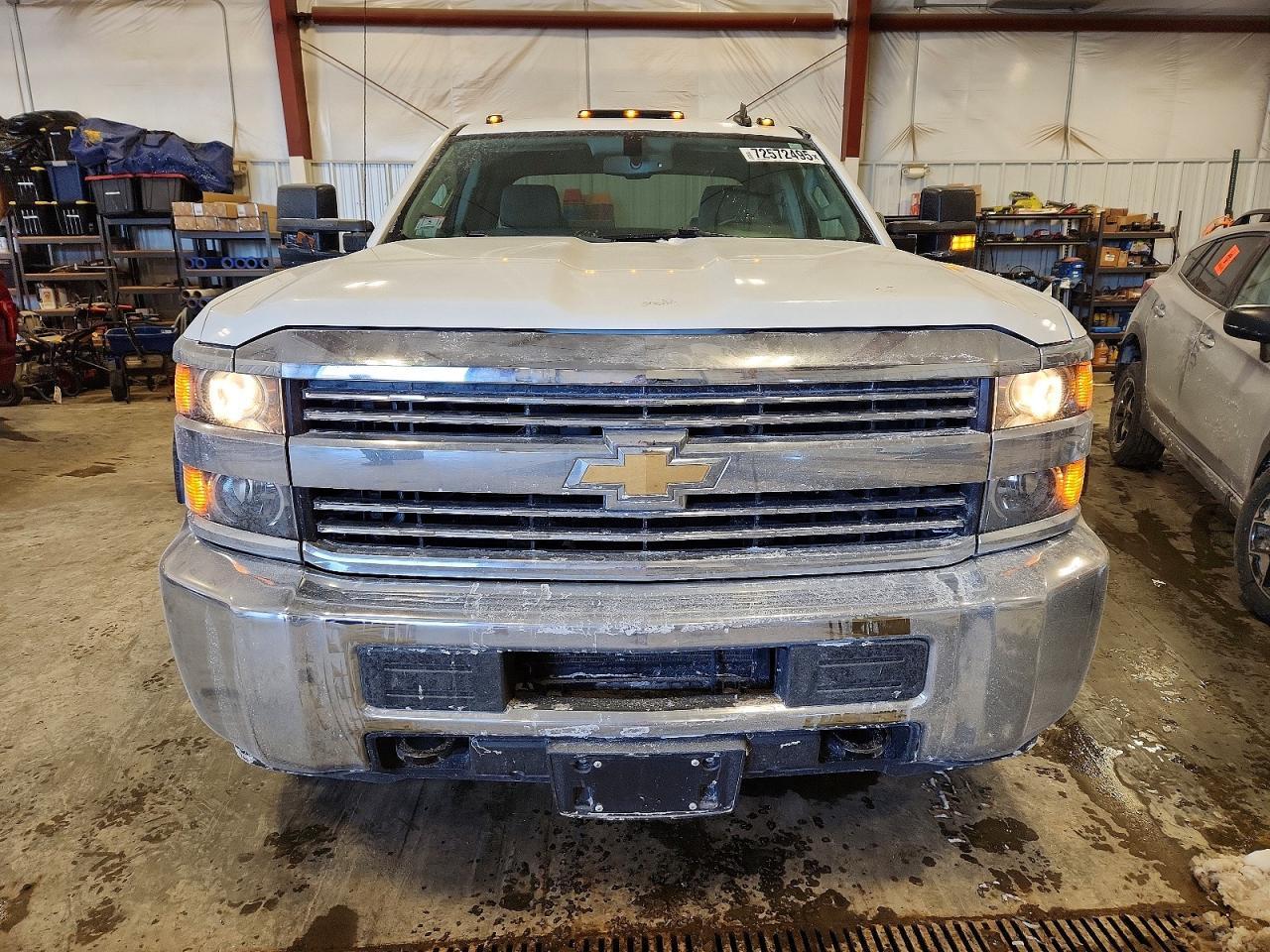 2017 Chevrolet Silverado K2500 Heavy Duty - Image 5