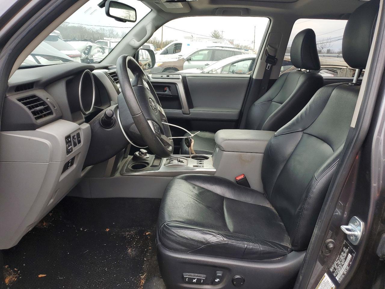 2013 Toyota 4Runner Sr5 - Image 7