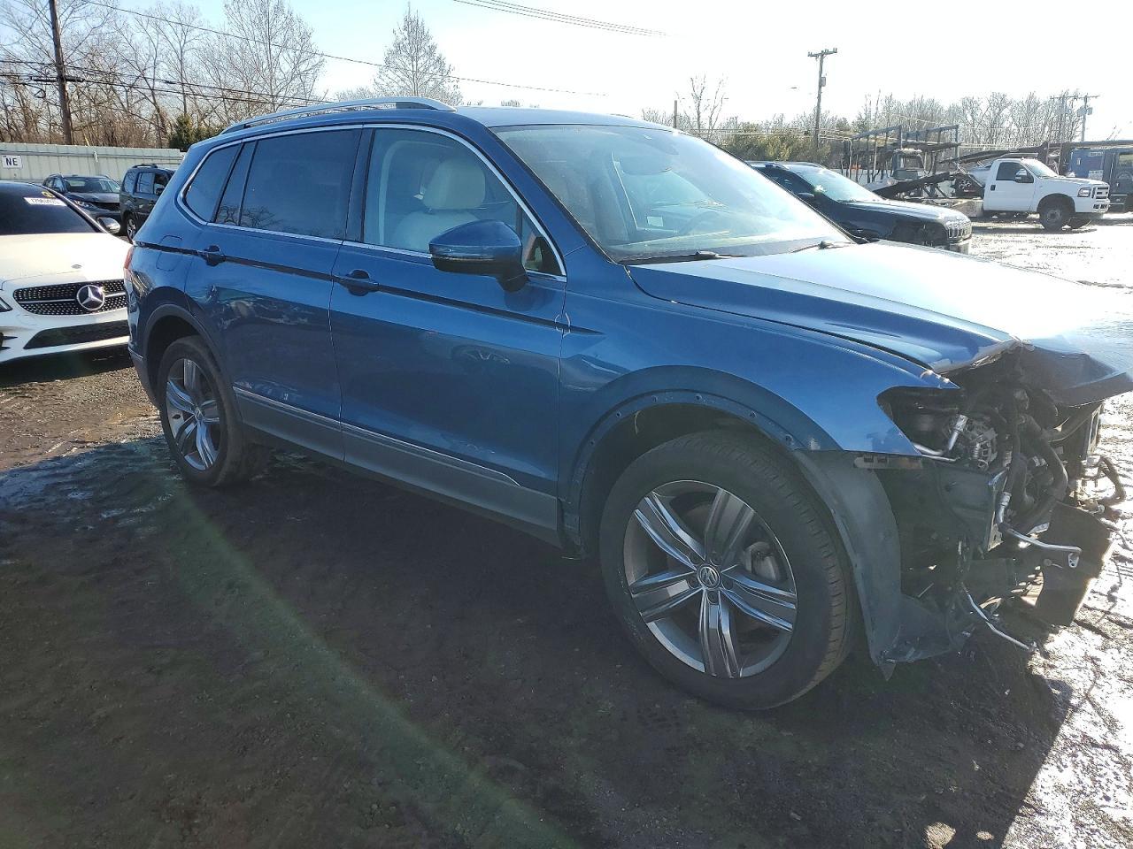 2020 Volkswagen Tiguan Se - Image 4