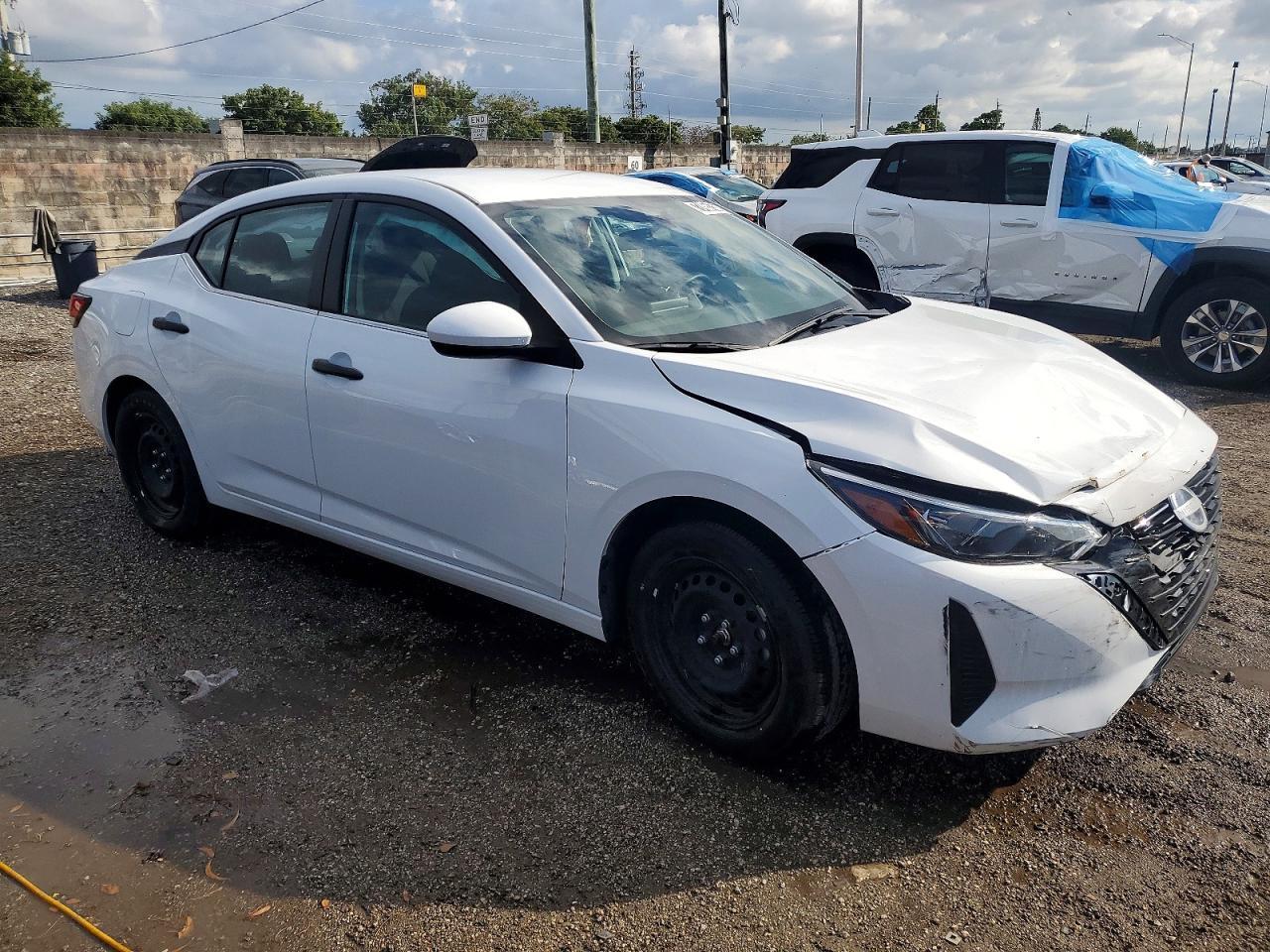 2024 Nissan Sentra S - Image 4