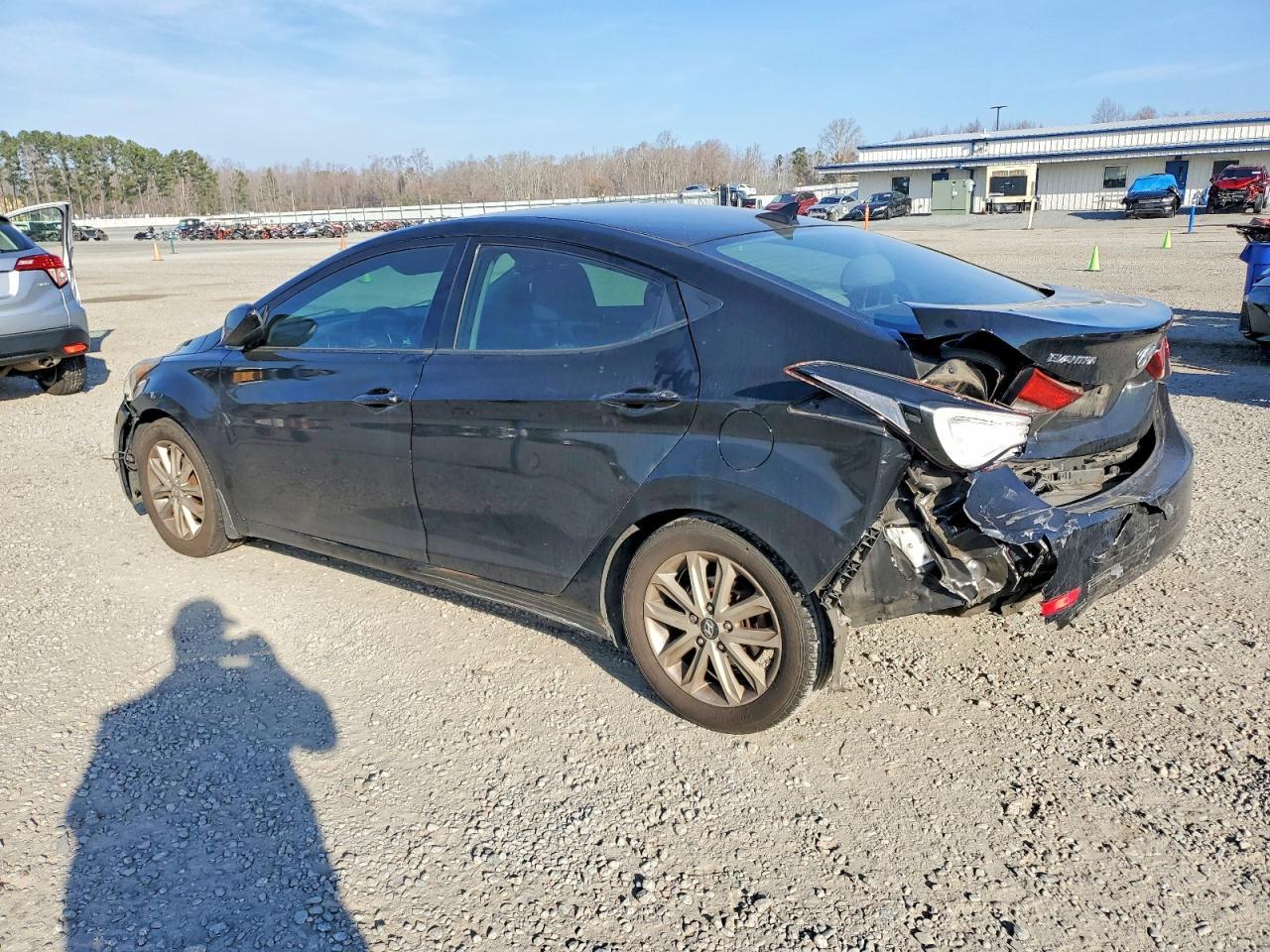 2014 Hyundai Elantra - Image 2