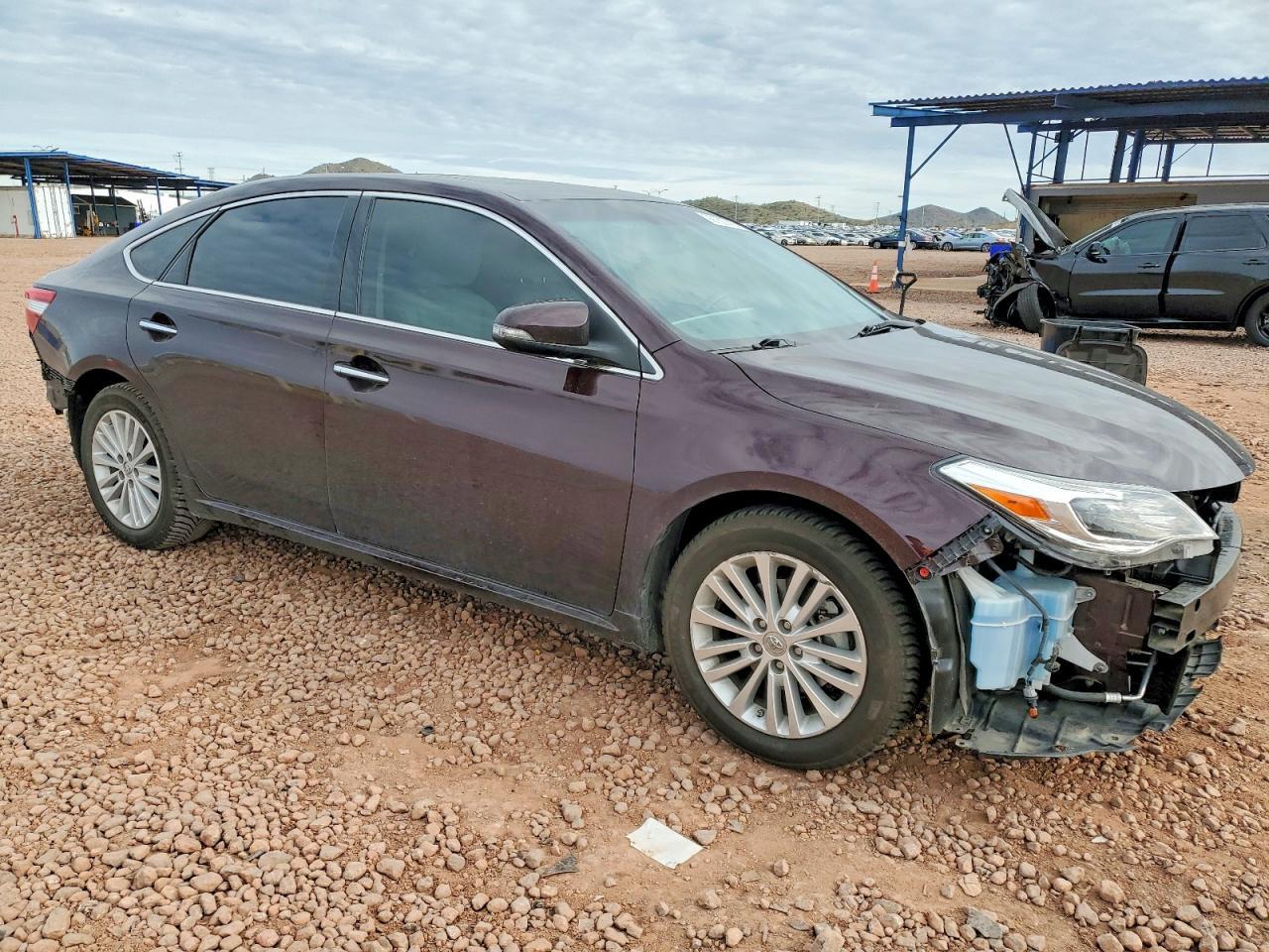 2014 Toyota Avalon Hybrid - Image 4