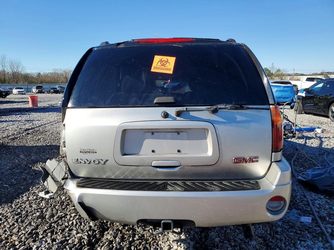2004 GMC Envoy - Фото 6