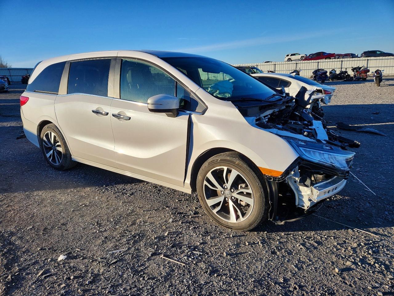 2024 Honda Odyssey Touring - Фото 4