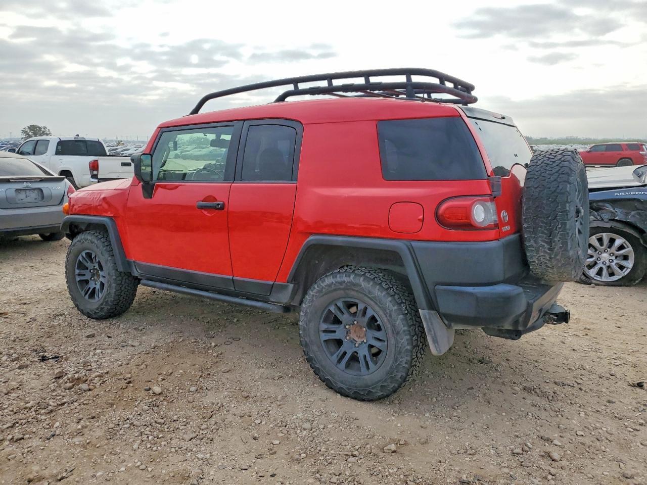 2012 Toyota Fj Cruiser - Фото 2
