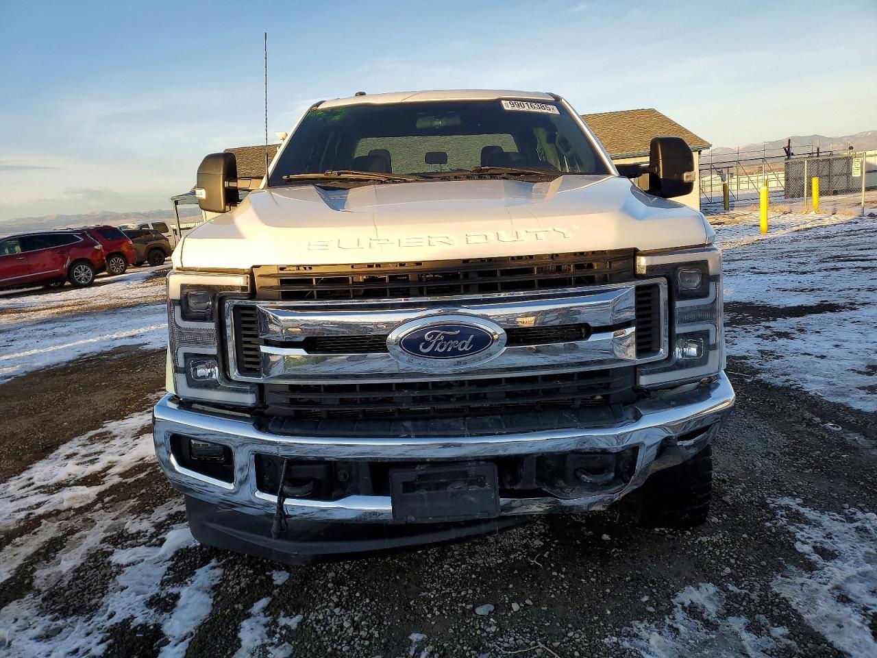 2018 Ford F250 Super Duty - Image 5