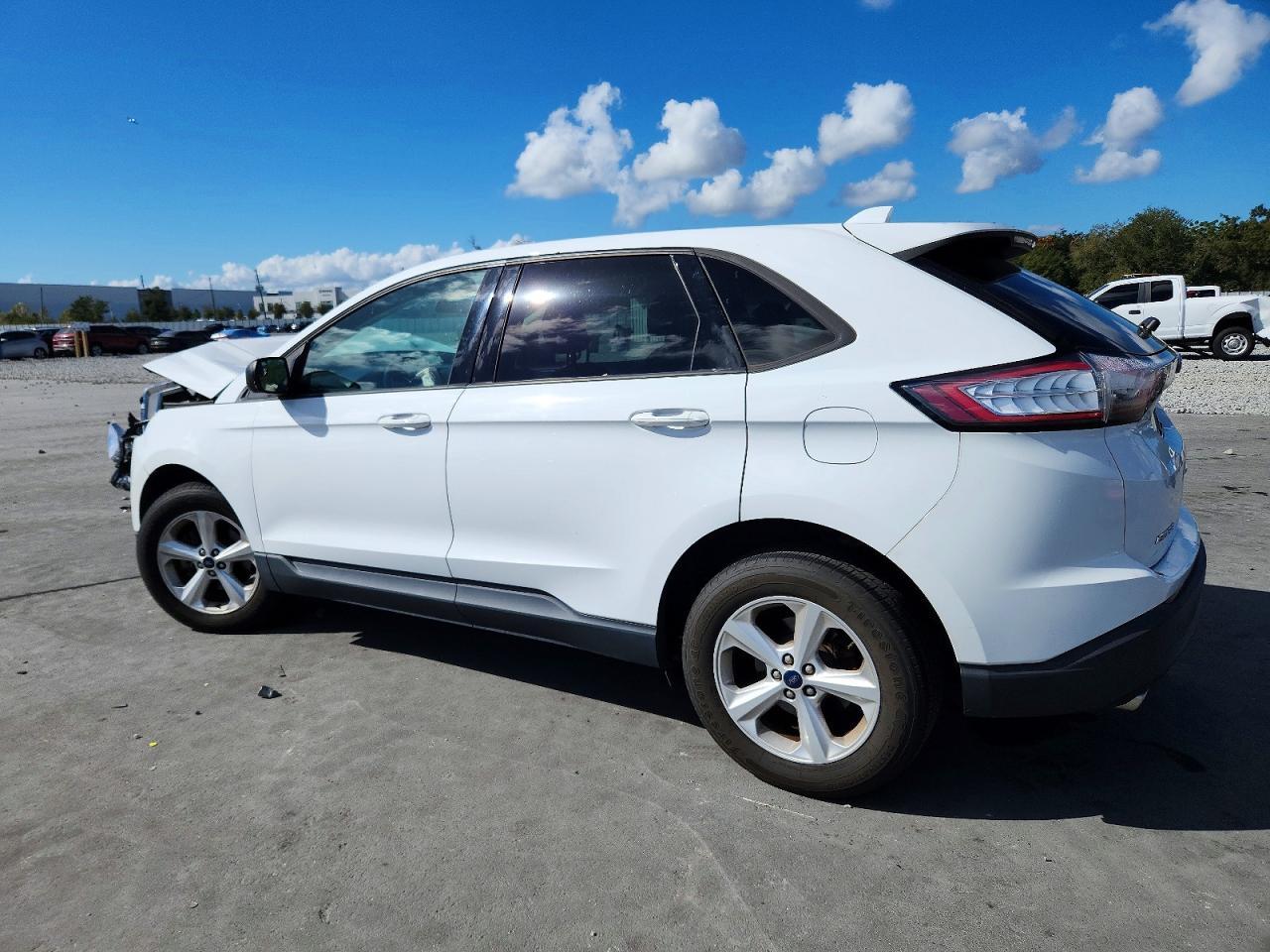 2015 Ford Edge Se - Фото 2