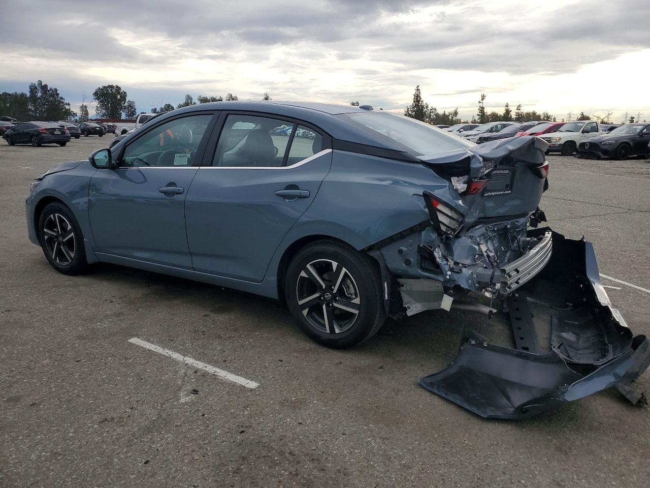 2025 Nissan Sentra Sv - Фото 2