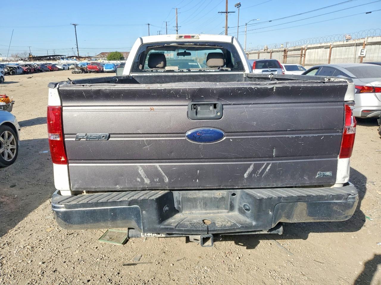 2010 Ford F150 - Фото 6