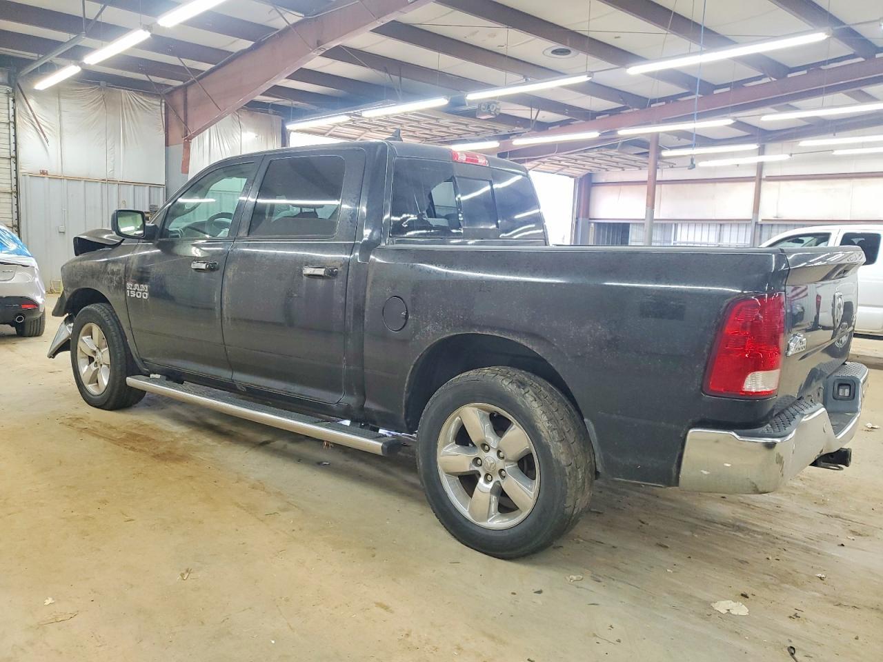 2017 Ram 1500 Slt - Фото 2