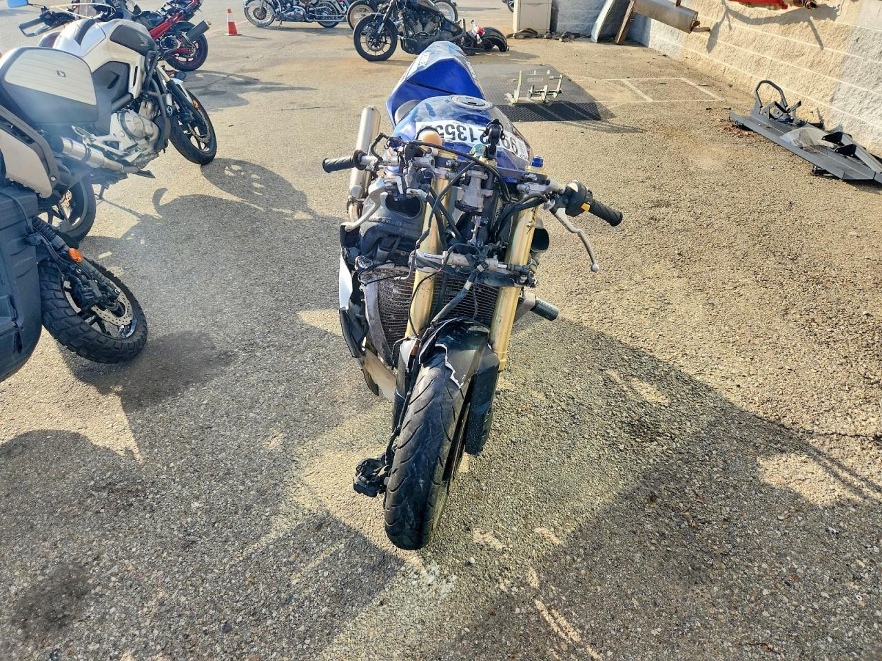 2005 Suzuki Gsx-R750 K - Фото 2