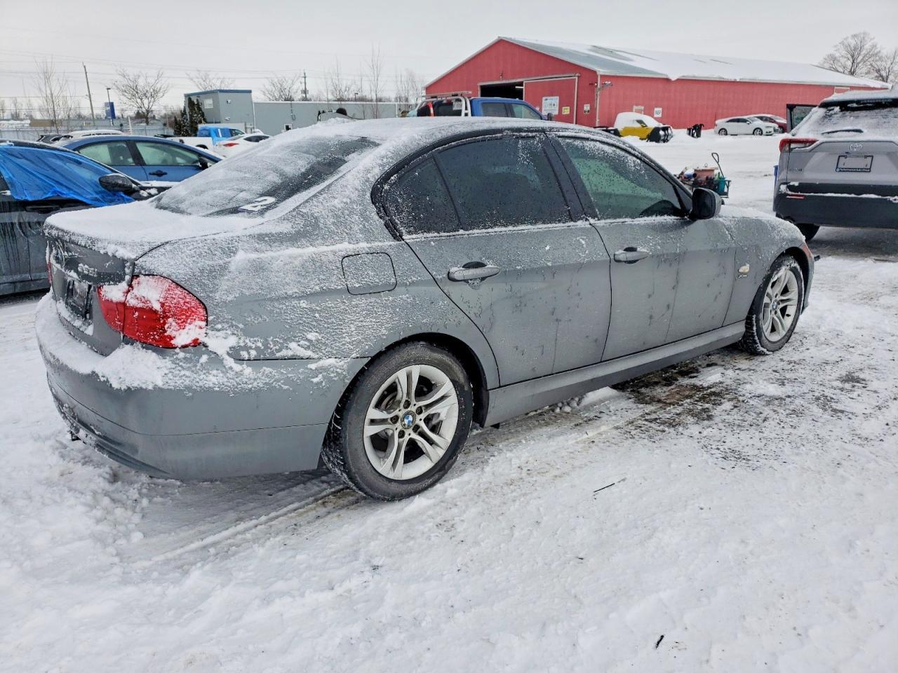2010 BMW 328I xDrive 4Dr Awd - Фото 3