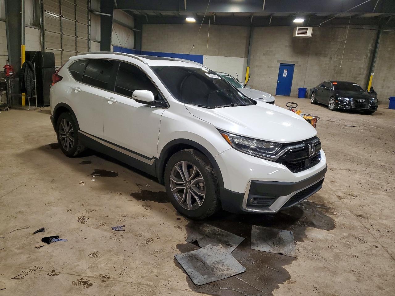 2022 Honda Cr-V Touring - Image 4