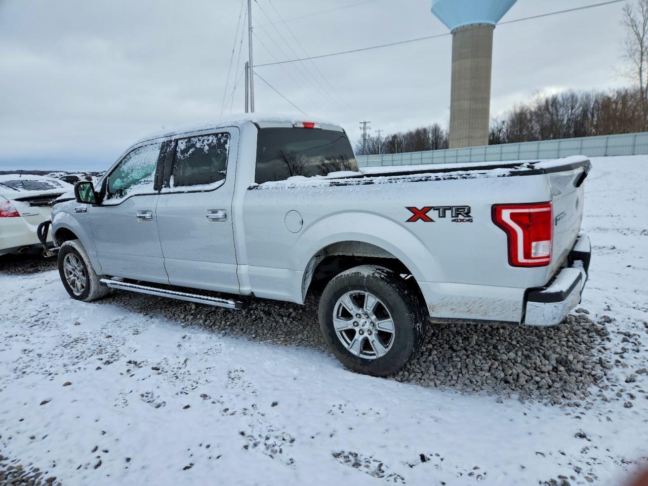 2015 Ford F150 Supercrew - Фото 2