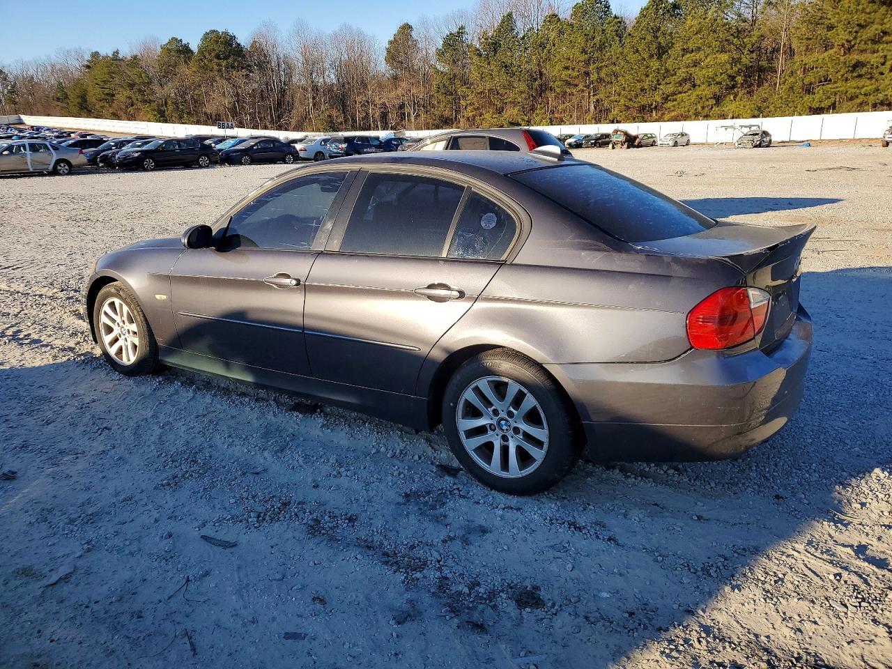 2007 BMW 328 I - Image 2