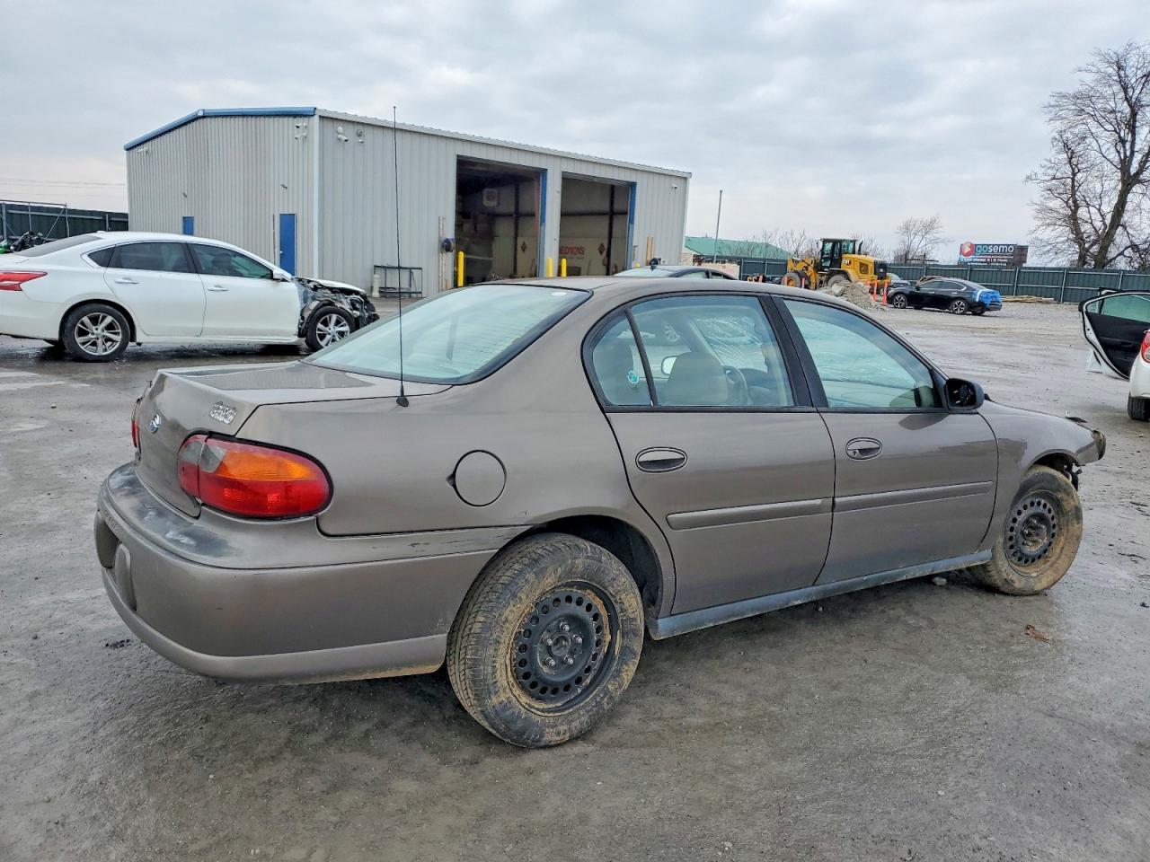 2002 Chevrolet Malibu - Фото 3