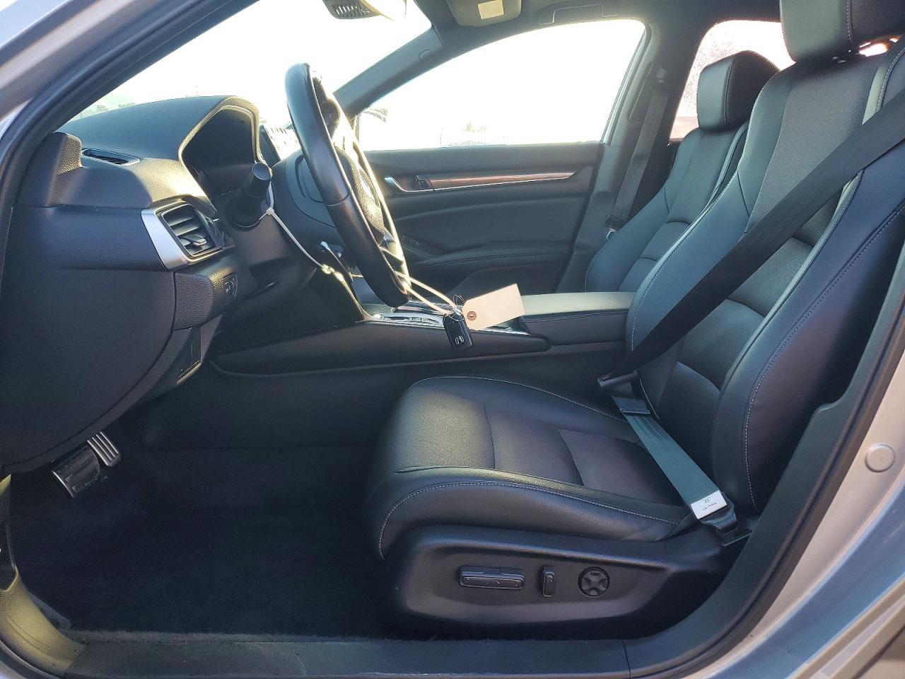 2022 Honda Accord - Фото 7