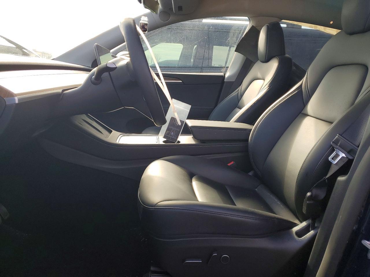 2023 Tesla Model Y - Фото 7