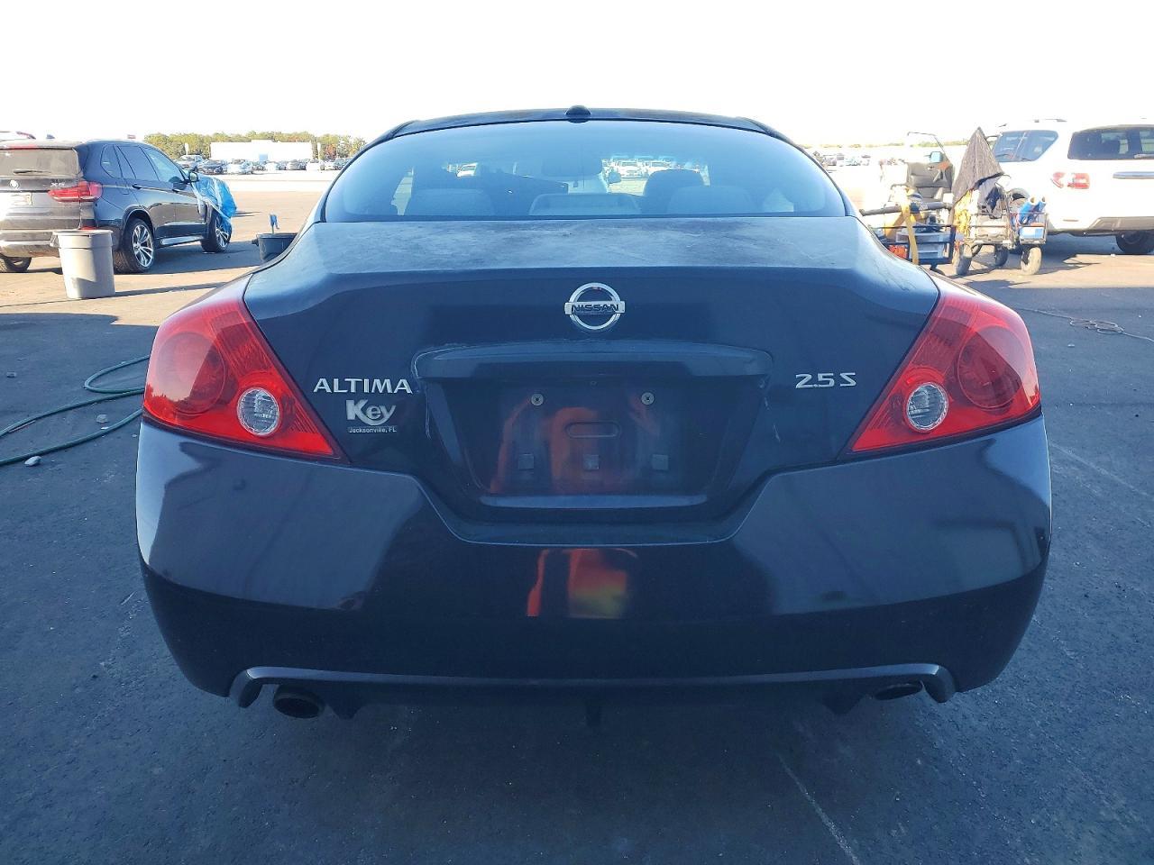 2012 Nissan Altima S - Image 6
