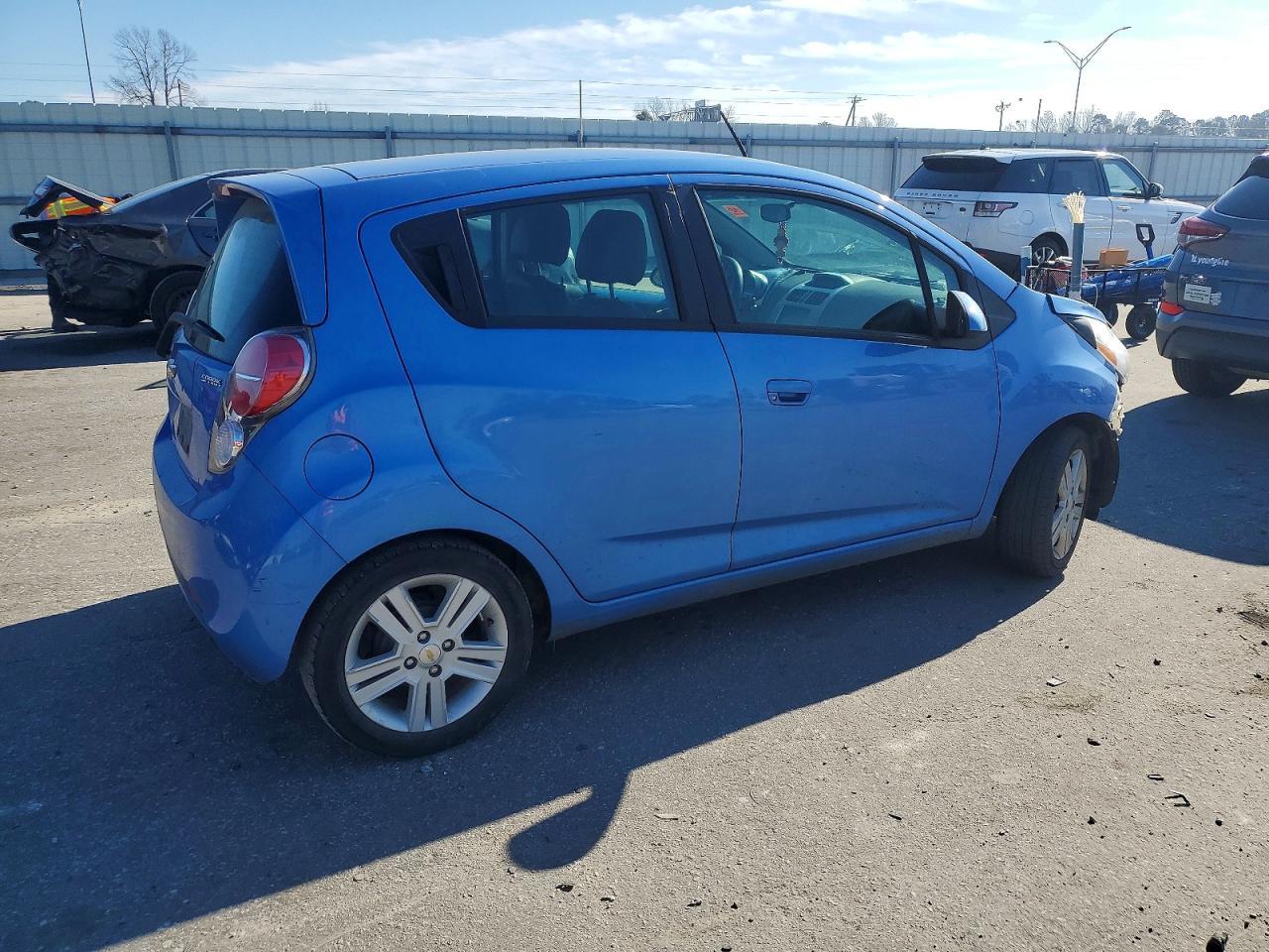 2014 Chevrolet Spark 1Lt - Image 3