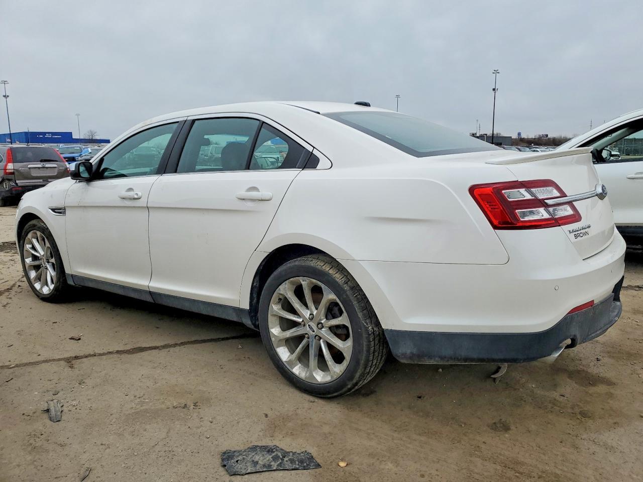 2017 Ford Taurus Limited - Image 2