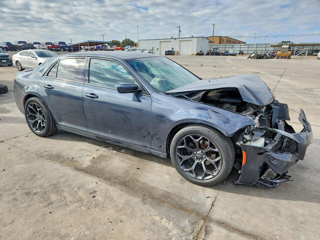 2019 Chrysler 300 S - Фото 4