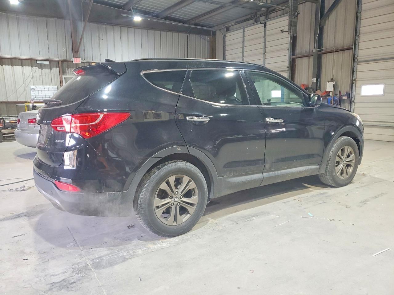 2014 Hyundai Santa Fe Sport - Image 3