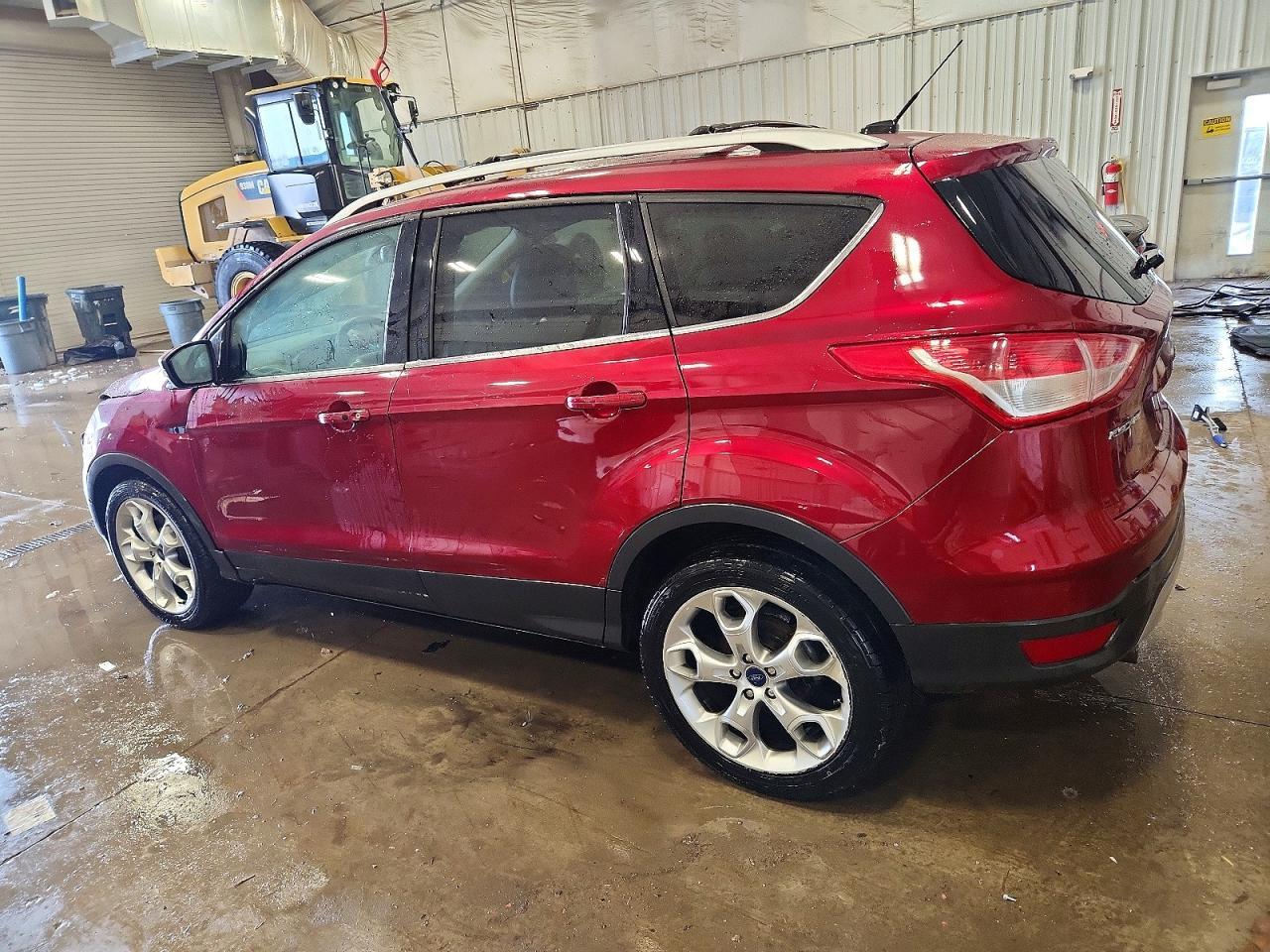2013 Ford Escape Titanium - Фото 2