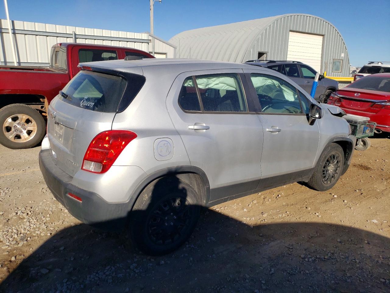 2015 Chevrolet Trax Ls - Image 3