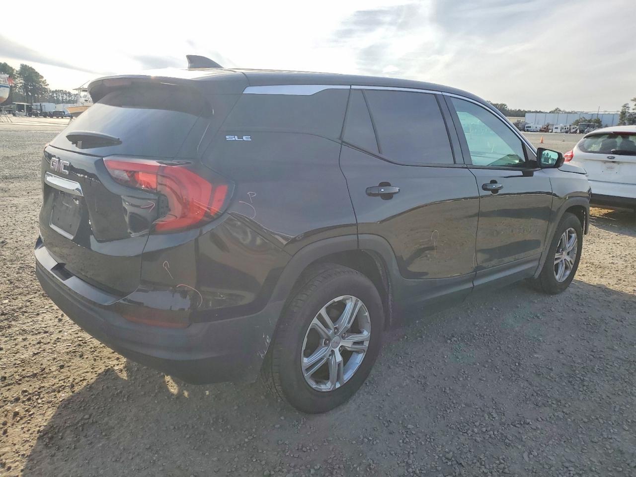 2019 GMC Terrain Sle - Image 3