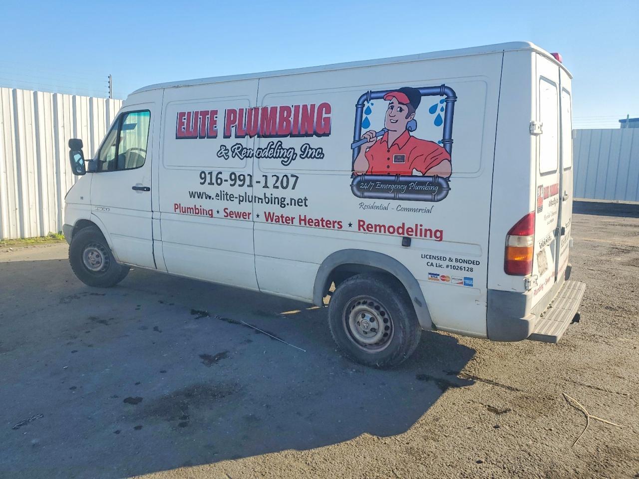 2006 Mercedes-Benz Sprinter 2500 Utility / Service Van - Фото 2